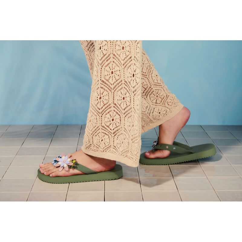 Crocs™ Rio Flip Cargo